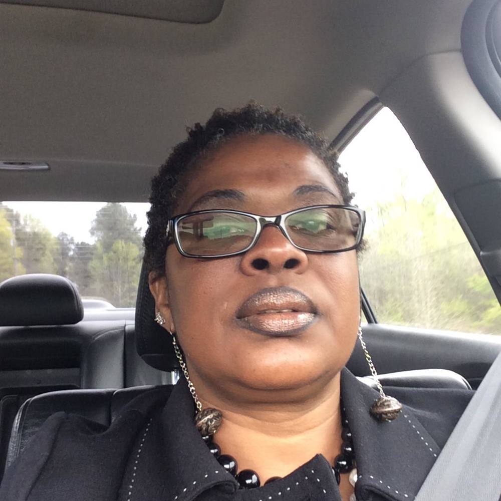 Meet your Posher, Brenda